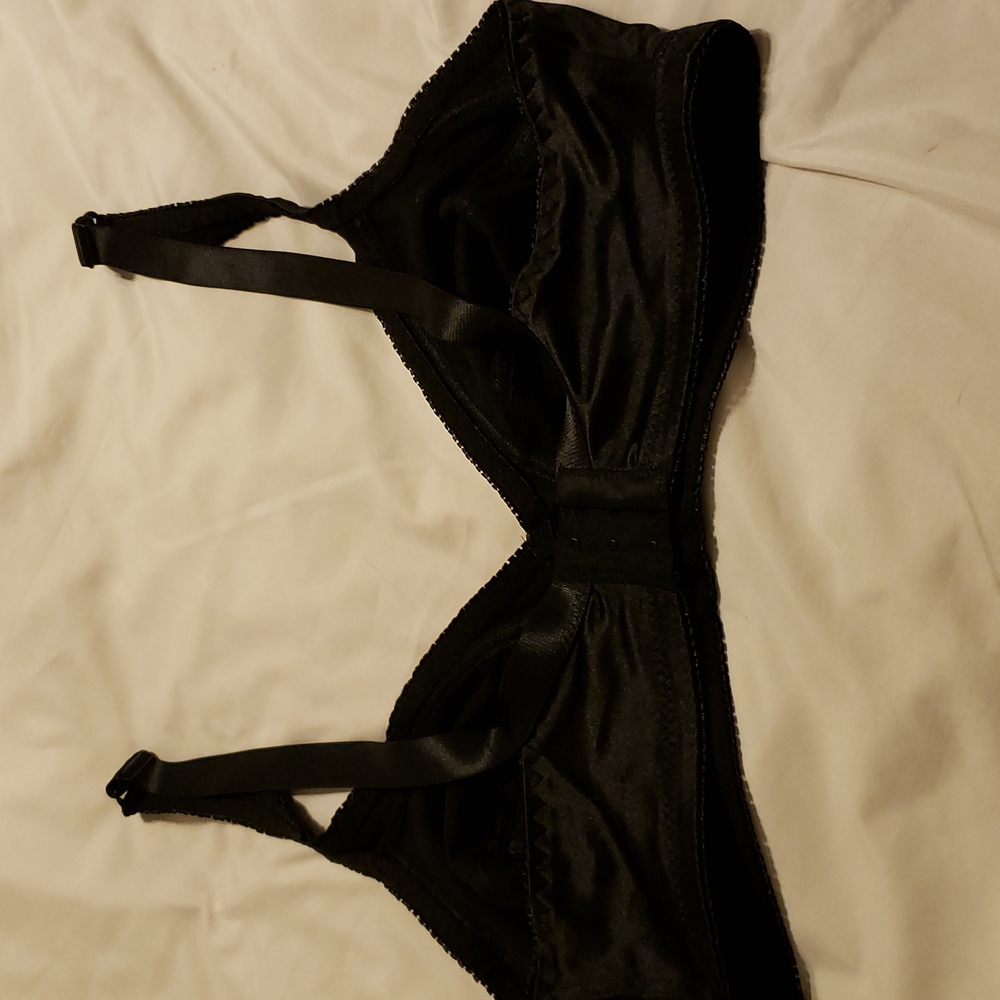 Body Form 38 D bra - Picture 2 of 3